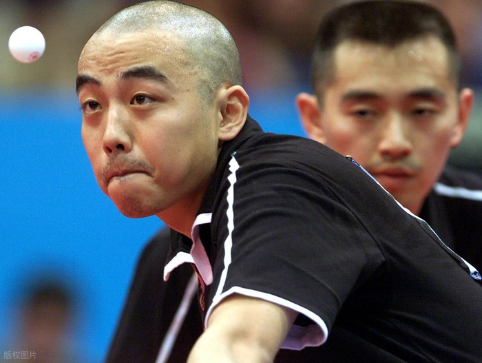 天天盈球网页版-别再瞎发长球了！奔球实战套路让你告别被动搓球|马龙|对手|发球|选手|衔接_新浪体育_新浪新闻