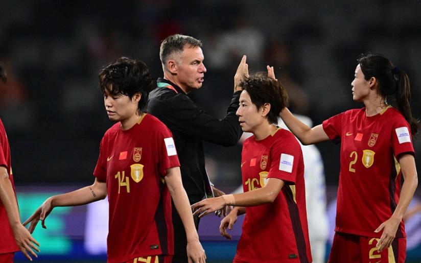 天天盈球官网-率队进世界杯！曝中国女足洋帅仍可能遭解雇，续约门槛曝光引热议