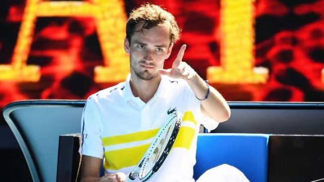 天天盈球即时比分直播-张奔斗:作为对手的梅德维德夫为何如此令人“讨厌”